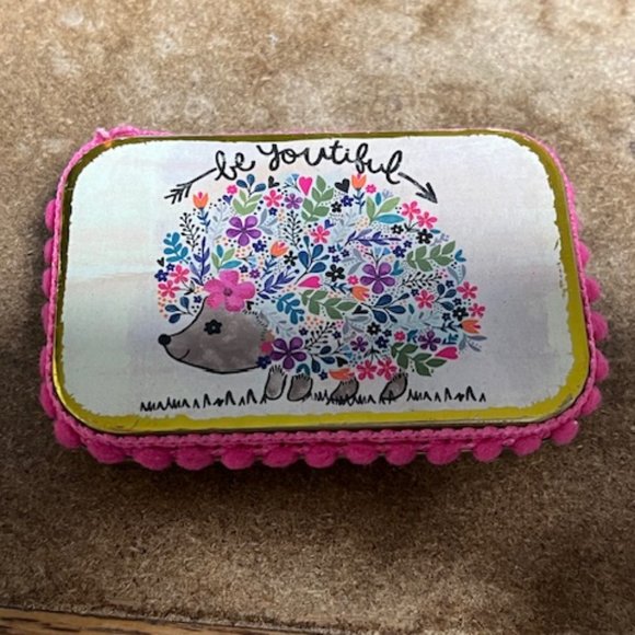 Natural Life Porcupine Floral Pink Fringe Prayer Box Gift Idea 2.5" x 4" - Picture 1 of 12